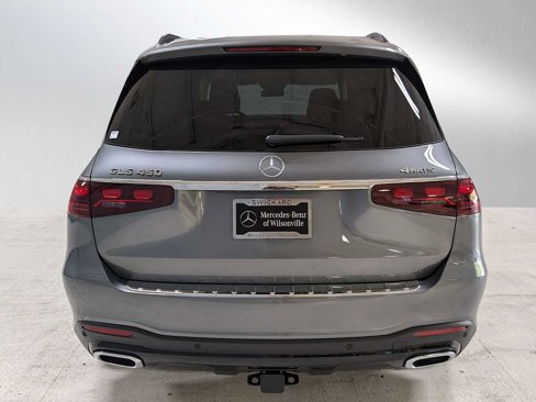 New 2026 Mercedes-Benz GLS 450 4MATIC image 4