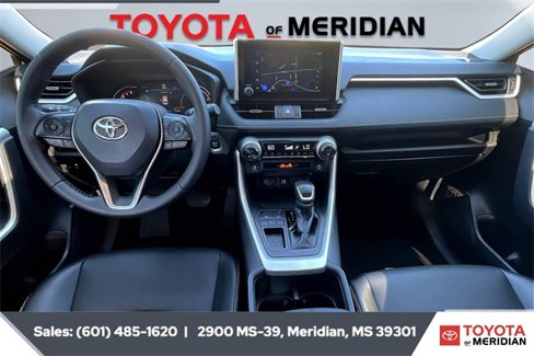 Used 2024 Toyota RAV4 XLE Premium image 13