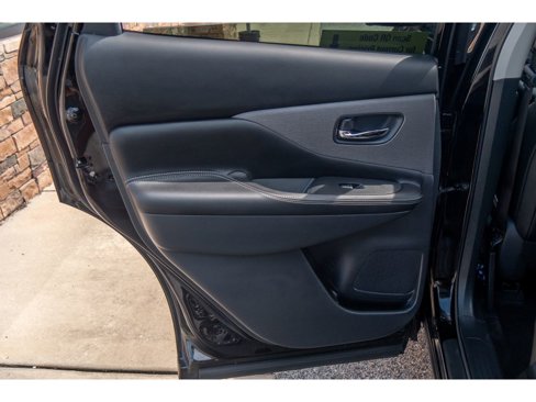 Used 2024 Nissan Murano SL image 17