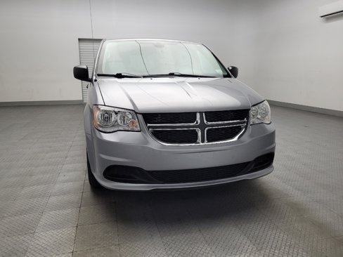 Used 2020 Dodge Grand Caravan SE image 14