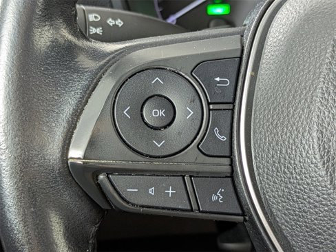 Used 2023 Toyota Corolla Cross SE image 22