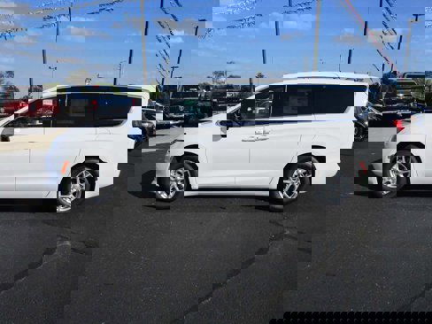 New 2026 Chrysler Voyager LX image 1