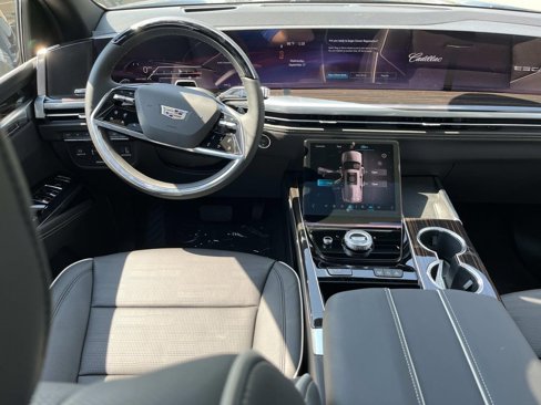 New 2026 Cadillac Escalade Luxury w/ Touring Package image 13