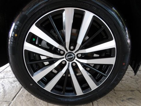 Certified 2023 Nissan Pathfinder Platinum image 12