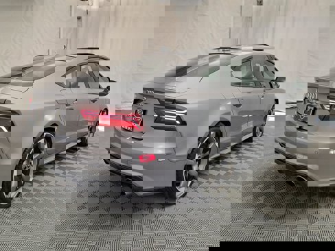 Used 2017 Audi S7 Prestige w/ Prestige Package image 3