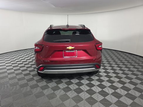 New 2025 Chevrolet Trax LT w/ Driver Confidence Package image 4