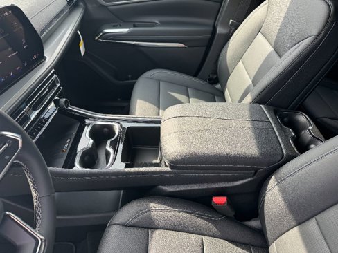 New 2026 Chevrolet Traverse LT w/ Sun and Wheel Package image 19