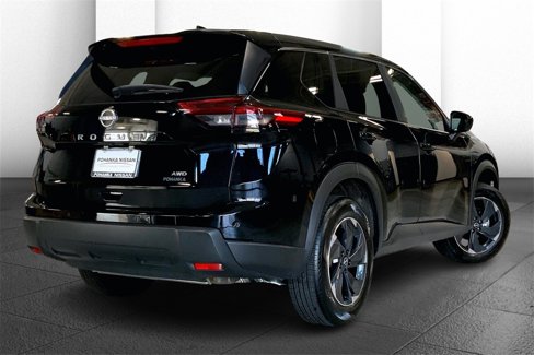 Certified 2025 Nissan Rogue SV image 13