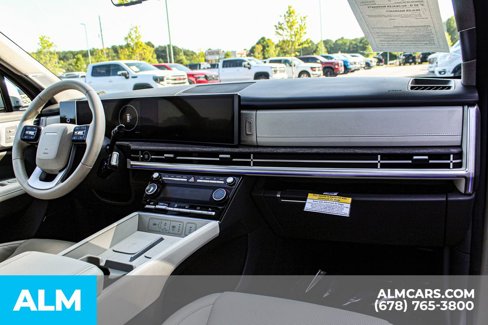 Used 2024 Hyundai Santa Fe Limited image 27