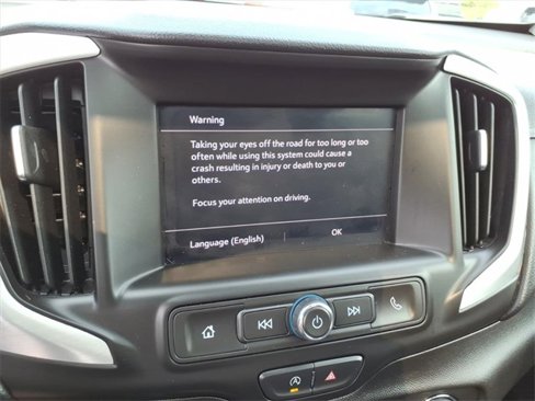 Used 2024 GMC Terrain SLE w/ Driver Convenience Package image 20