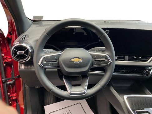 New 2026 Chevrolet Equinox LT image 12