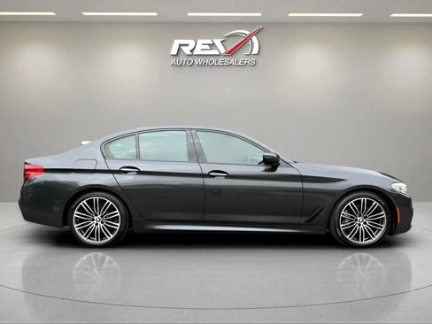 Used 2018 BMW 540i xDrive w/ M Sport Package image 6