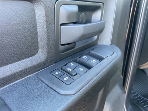 New 2026 RAM 2500 Tradesman w/ Chrome Appearance Group image 17