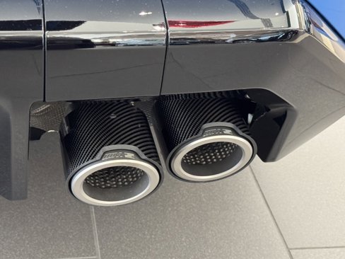 New 2026 BMW M5 w/ Carbon Package image 9