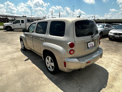 Used 2009 Chevrolet HHR LS image 4