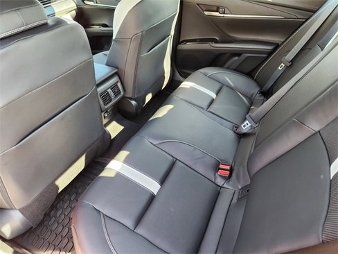 New 2026 Toyota Camry Hybrid image 19