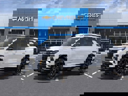 New 2026 Chevrolet Traverse RS image 2