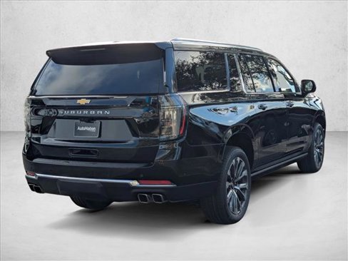 New 2026 Chevrolet Suburban High Country image 2