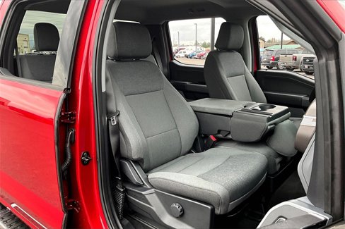 Used 2024 Ford F150 XLT w/ Tow/Haul Package image 7