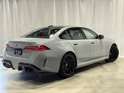 New 2026 BMW M5 w/ Executive Package image 6