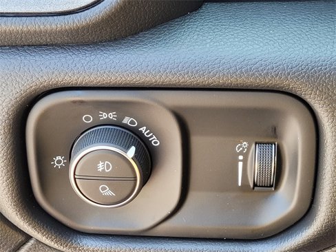 New 2025 RAM 2500 Tradesman image 29