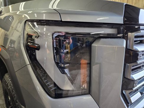 New 2026 GMC Sierra 2500 AT4 image 5