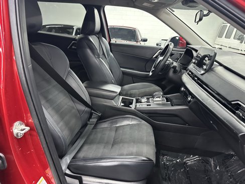 Used 2024 Mitsubishi Outlander SE image 23