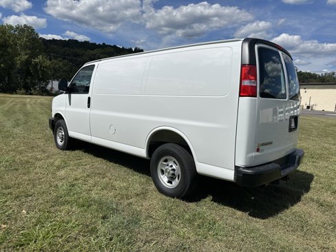 New 2025 Chevrolet Express 3500 w/ Driver Convenience Package image 19