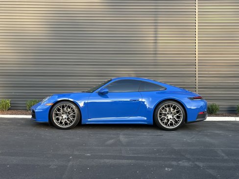 Used 2025 Porsche 911 Carrera image 2