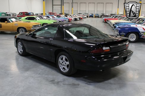 Used 1998 Chevrolet Camaro Z28 w/ Preferred Equipment Group 2 image 10