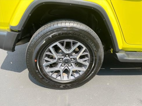 Used 2024 Jeep Wrangler Sahara w/ Technology Group image 27