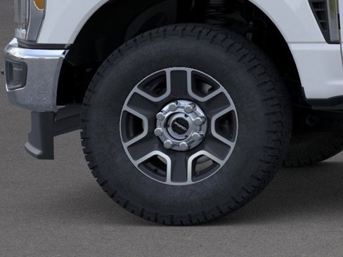 New 2025 Ford F250 XLT image 19