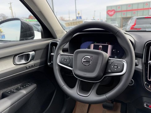 New 2025 Volvo XC40 B5 Core w/ Protection Package Premier image 7