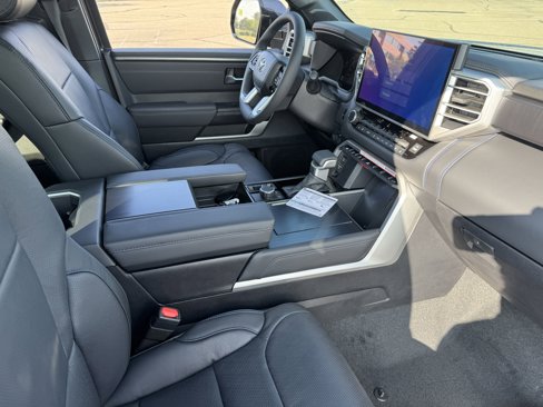 New 2025 Toyota Tundra Platinum image 22