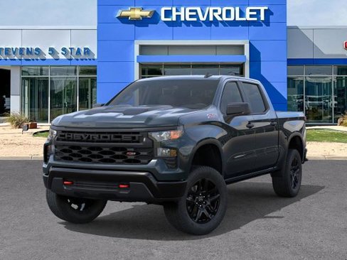 New 2026 Chevrolet Silverado 1500 Custom Trail Boss w/ LPO, Dark Essentials Package image 6