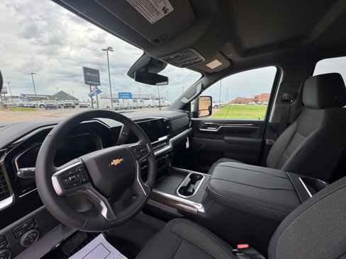 New 2026 Chevrolet Silverado 3500 LT w/ Convenience Package image 11