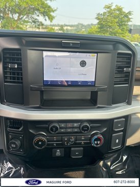 New 2025 Ford F350 4x4 Regular Cab Super Duty image 14