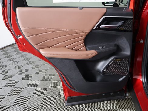 New 2025 Mitsubishi Outlander SEL image 30