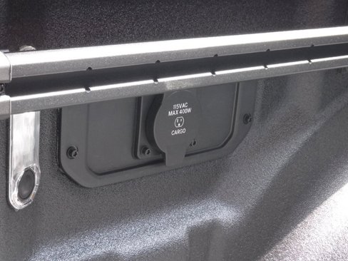 New 2026 RAM 1500 4x4 Crew Cab image 16