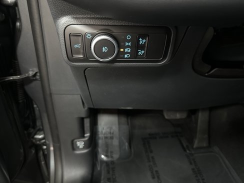 Used 2025 Ford Explorer ST-Line image 31