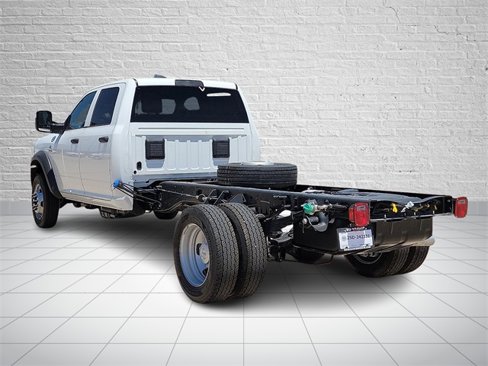 New 2025 RAM 5500 Tradesman image 3