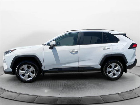 Used 2021 Toyota RAV4 XLE image 2