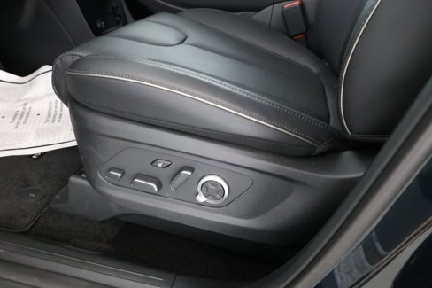 Used 2025 Hyundai Palisade Calligraphy image 12