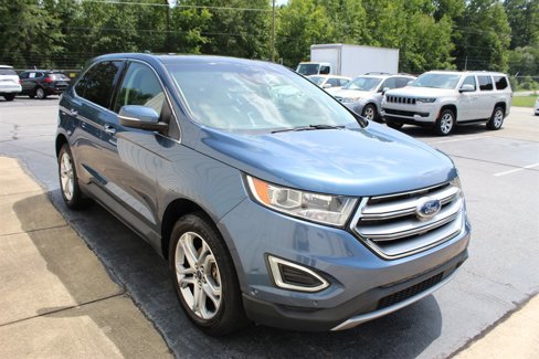Used 2018 Ford Edge Titanium w/ Equipment Group 302A image 2