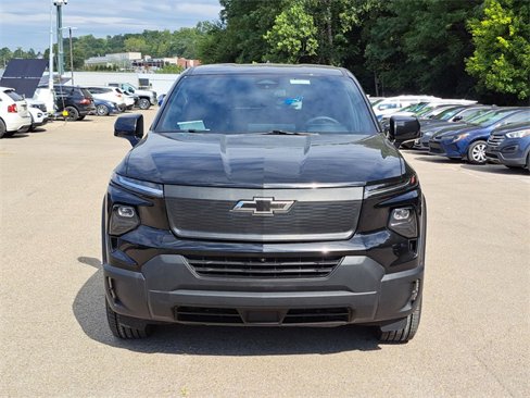 Used 2024 Chevrolet Silverado EV W/T image 8