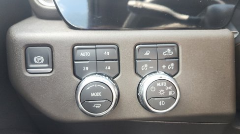 Used 2025 GMC Sierra 2500 SLT w/ Texas SLT Premium Package image 19