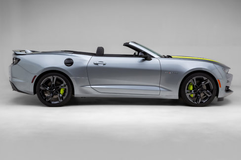 Used 2023 Chevrolet Camaro SS image 2