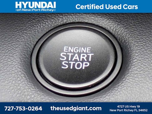 Certified 2025 Hyundai Elantra Sport image 29