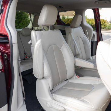 Used 2021 Chrysler Pacifica Touring-L image 19