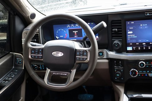 Used 2025 Ford F350 Platinum w/ Platinum Plus Package image 24